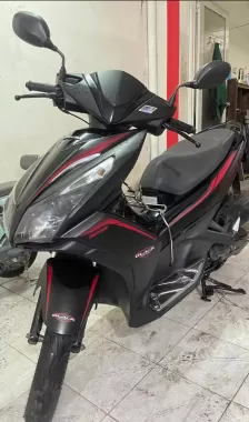Xe máy Honda Air Blade đủ màu ngẫu nhiên