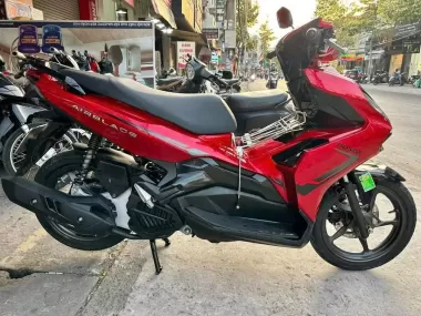 Xe máy Honda Air Blade đủ màu ngẫu nhiên