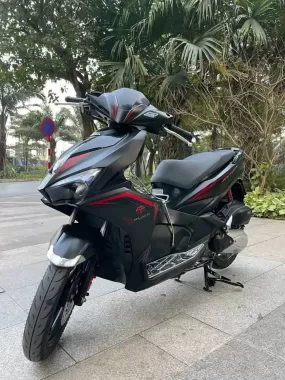 Xe máy Honda Air Blade đủ màu ngẫu nhiên
