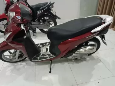 Xe máy Honda Vision màu đỏ đen