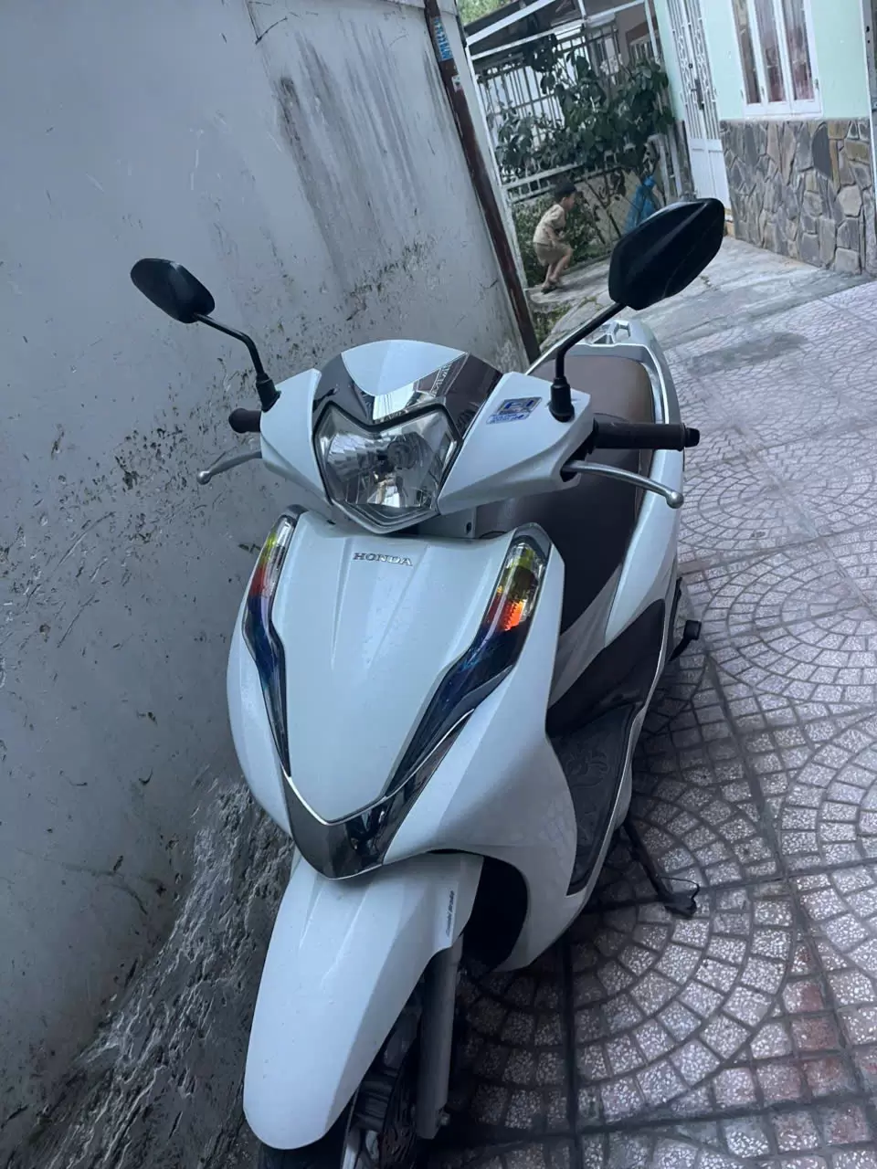 Xe máy Honda Lead màu trắng