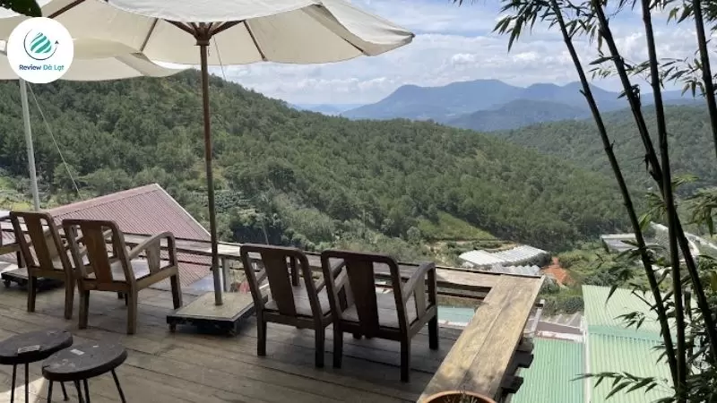 Qu&aacute;n Cafe View Đẹp