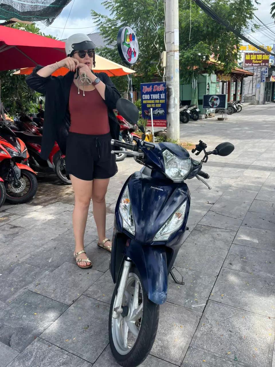 Xe máy Honda Vision màu xanh than